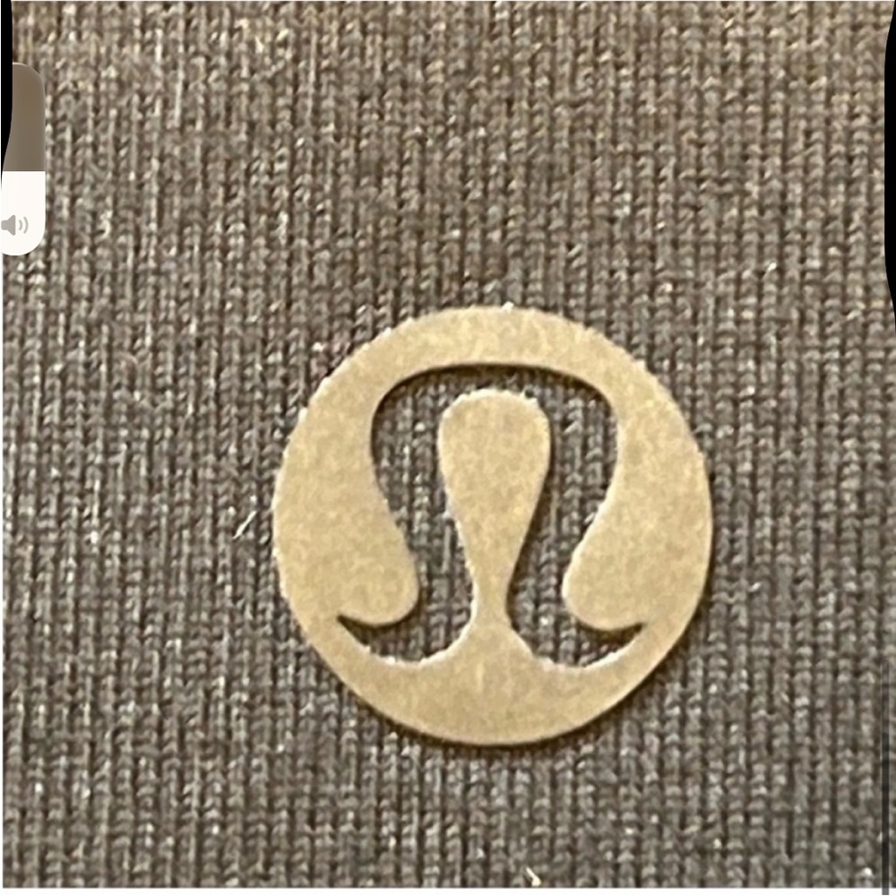 Lululemon Mesh Is More Jacket zip up in Black size six (6) - Picture 9 of 11